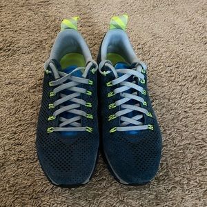 Men’s Nike Air Max 2016.